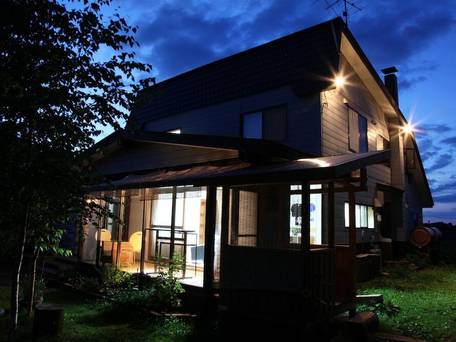 ゲストハウス 夕茜舎（あかねやど） / 1