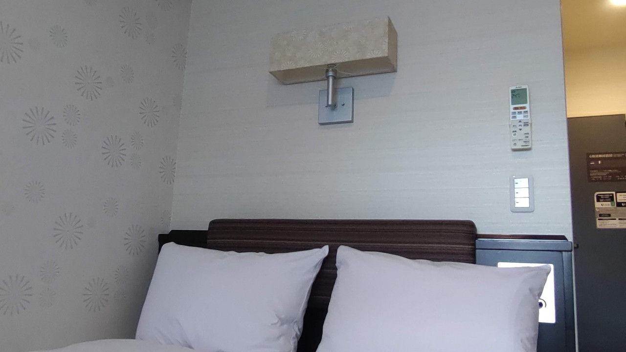 機能的なベッドまわり