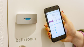 スモール ダブルルーム 共用バスルーム