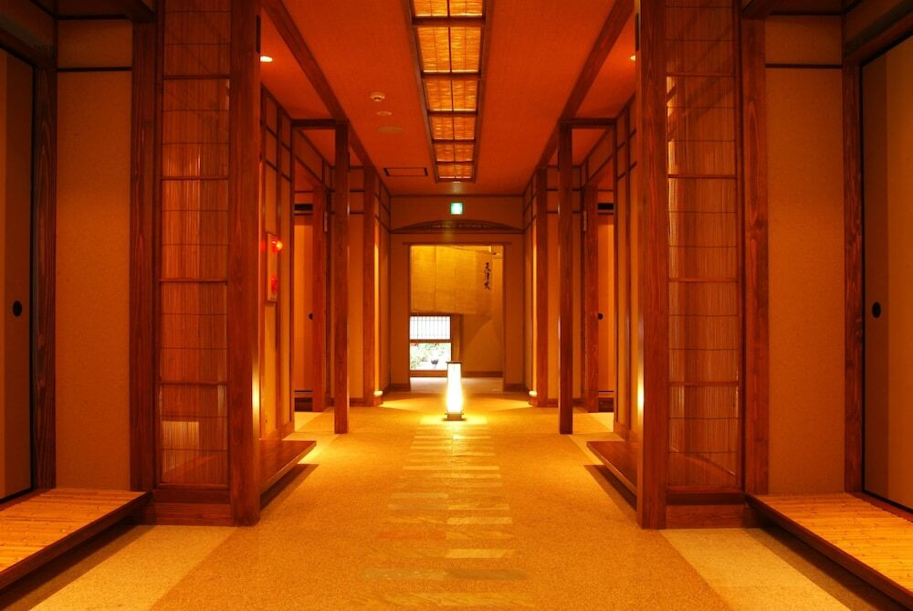 あまやどりの宿 雨情草庵（アマヤドリノヤド ウジョウソウアン） / 1