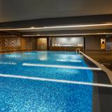 年中利用できる温水プール / 1