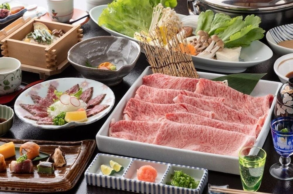 90年以上の歴史を誇る、温泉旅館の離れをふたり占め3524308