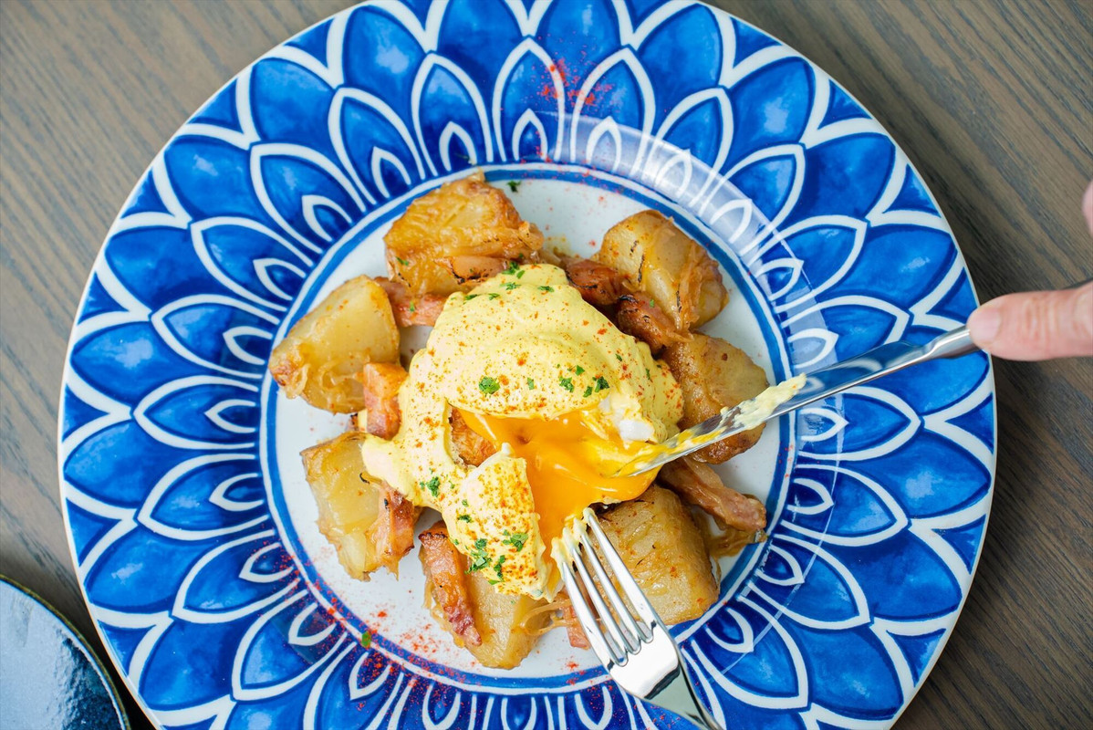 朝食一例/エッグベネディクト