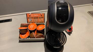 一部客室にあるコーヒーマシン / 8