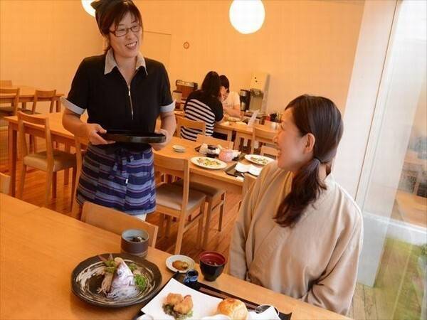 お食事処の風景 / 5