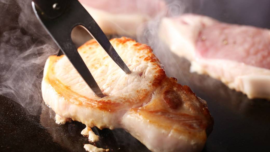 和会席orバイキング
お好みの夕食を / 3