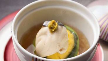 食事・飲み物 / 4