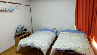 スタンダード トリプルルーム 共用バスルーム