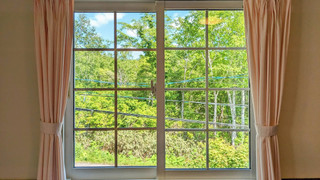 ツインルーム　共用バスルーム