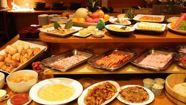 朝食ビュッフェ / 10