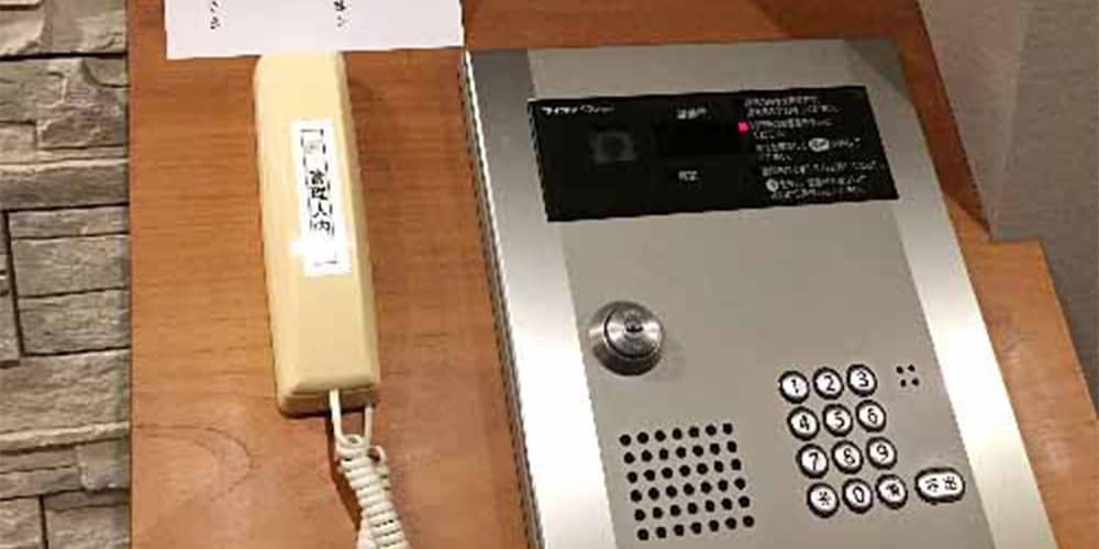 内部エントランス