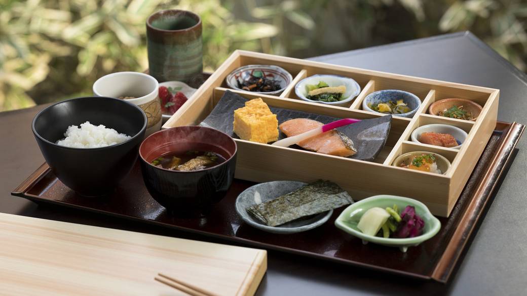 日本庭園を見ながら
和洋選べる朝食を / 4