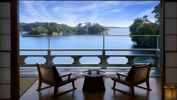 Relax from the bottom of your heart at an inn with a spectacular view of Matsushima3542542