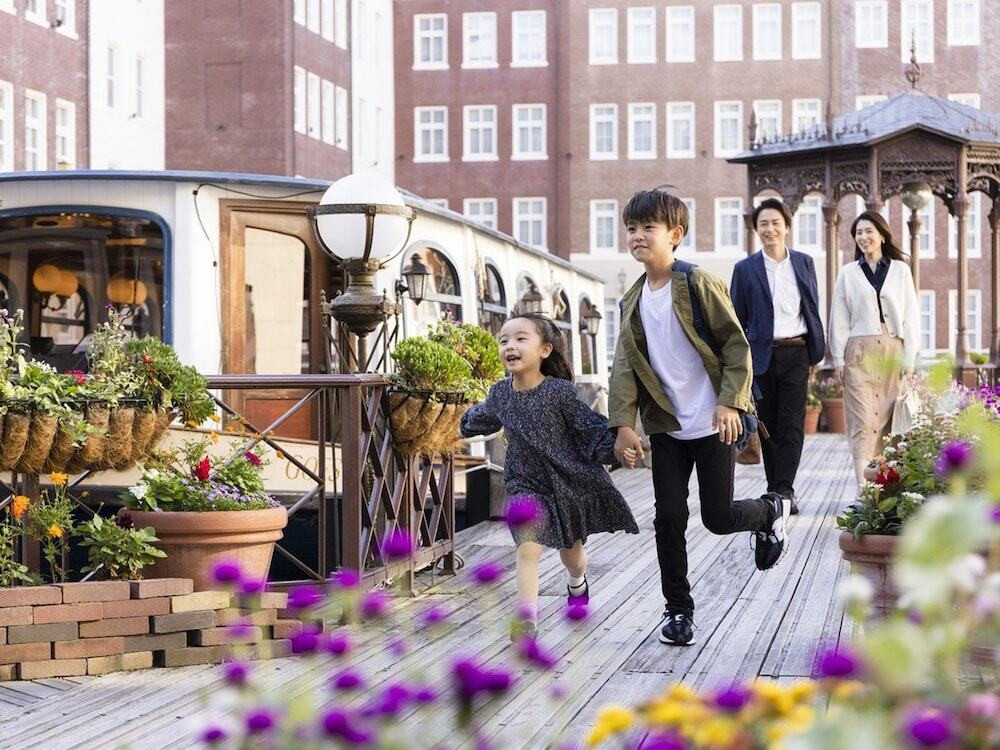 気分は海外旅行！家族でハウステンボスへ行こう4379657