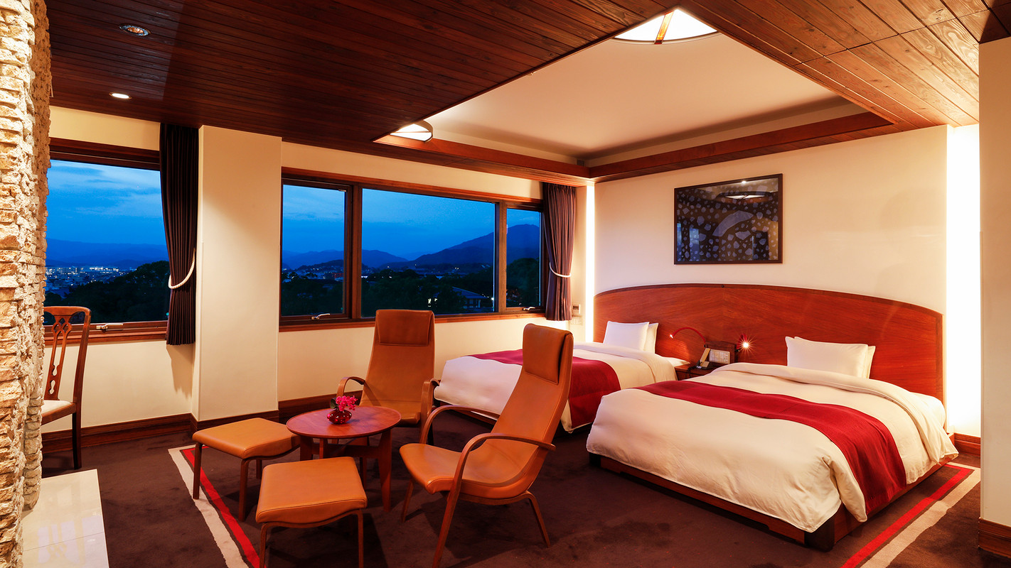 パノラマパークビューツインルーム 夜の風景