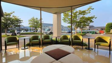 ロビーラウンジ / 5