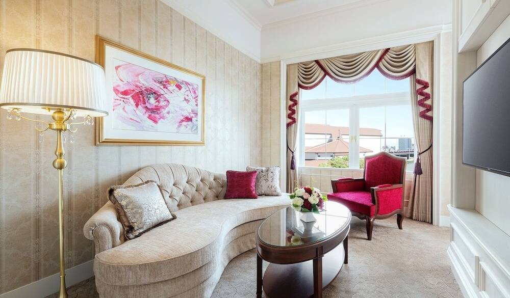 スイート　リビングルーム / 1