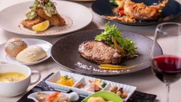 食事・飲み物 / 15