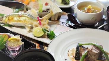 食事・飲み物 / 2