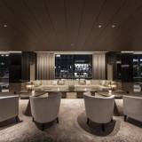 アイコニックラウンジ／夜 / 1