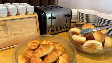 朝食スペース / 14