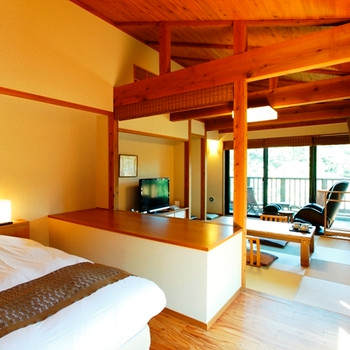 里山の自然の中に身を浸す旅3931599