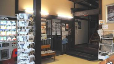 ロビー応接スペース / 3