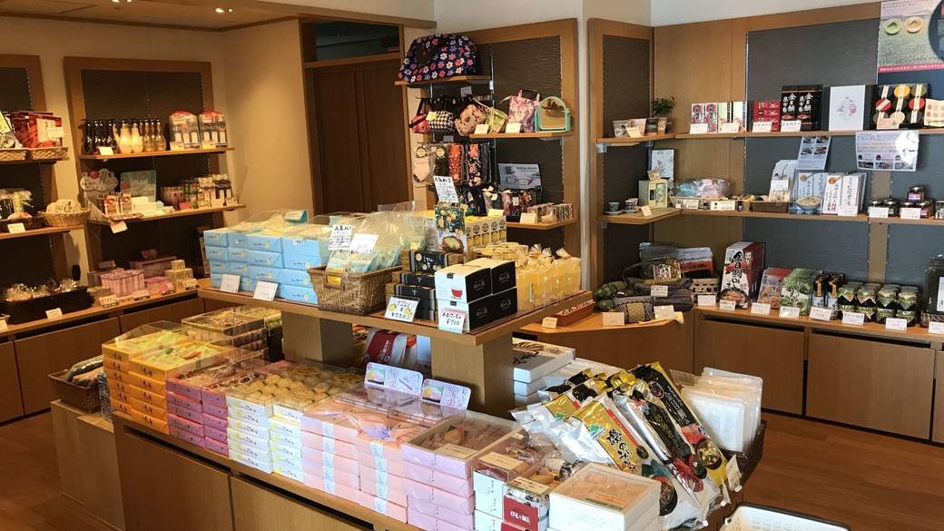 売店 / 1