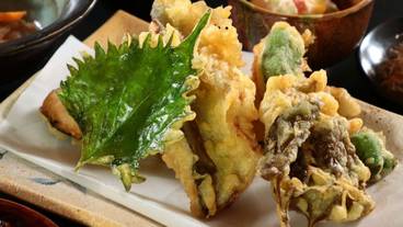 食事・飲み物 / 19