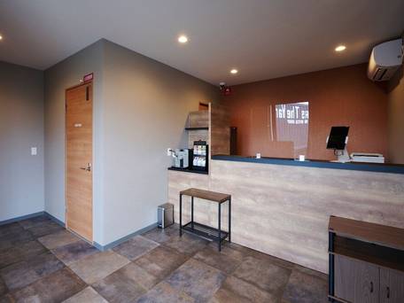 HOTEL R9 The Yard 長浜 / 1