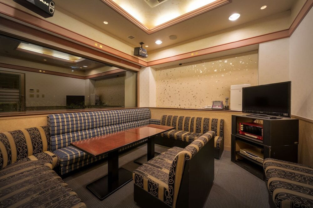 カラオケ ルーム