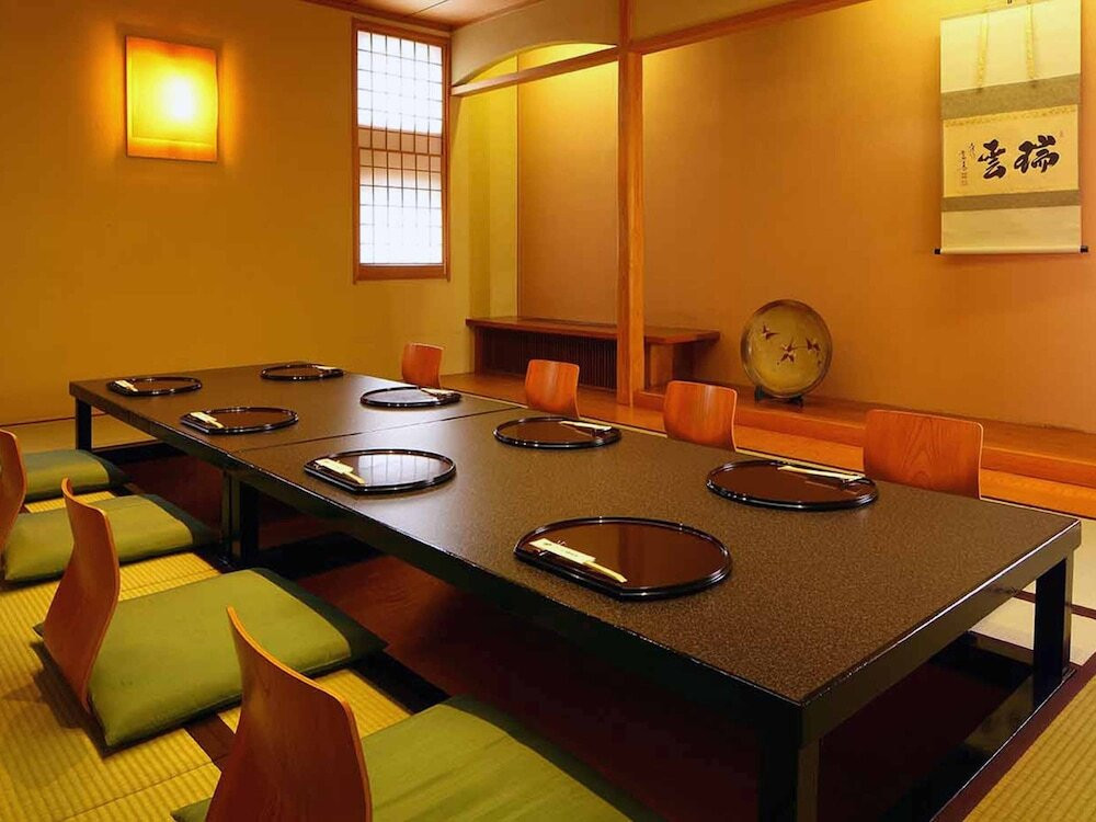 レストラン