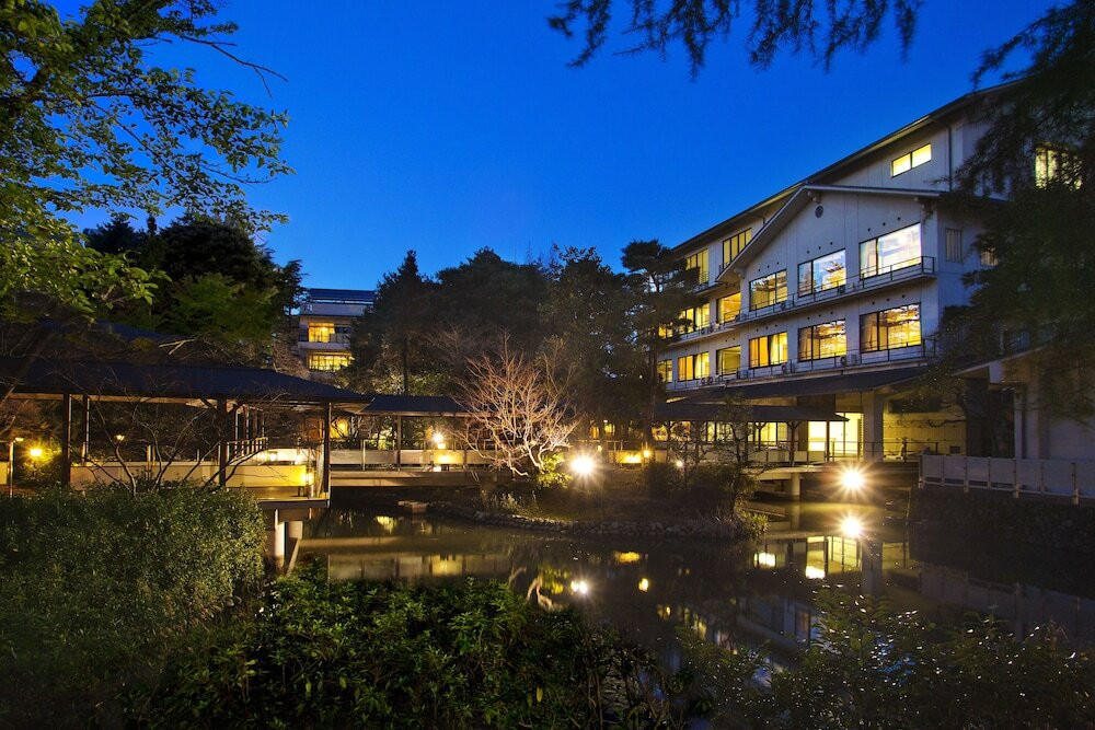 露天風呂付客室やお昼寝布団などで安心！江戸時代創業の老舗旅館4054057