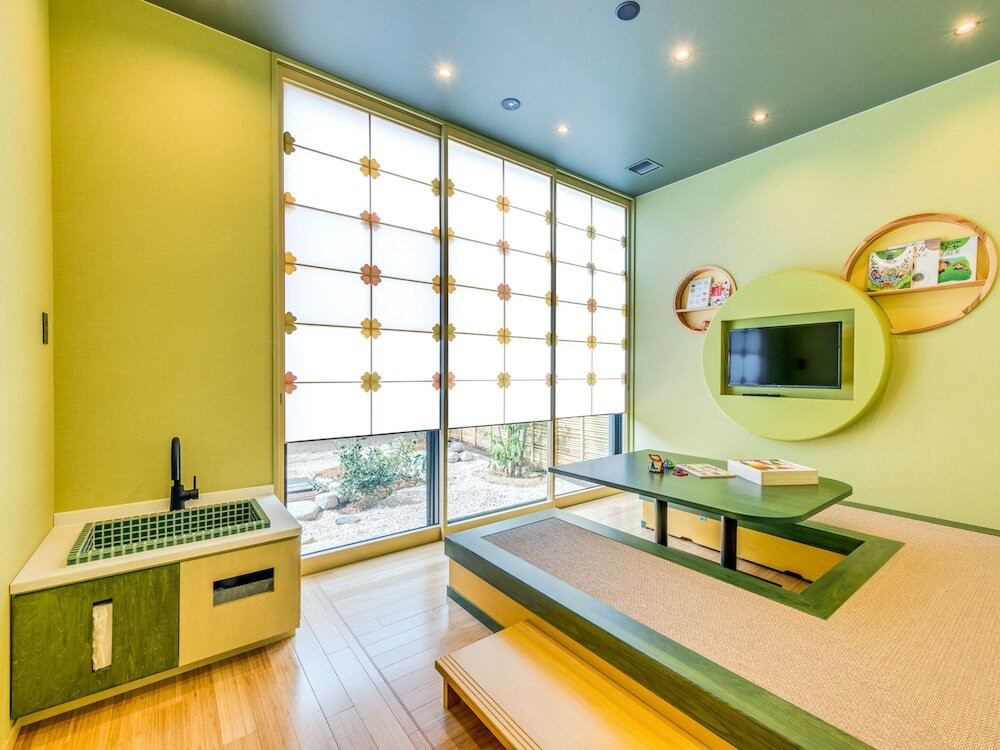 こども茶室「お茶の子さいさい」②