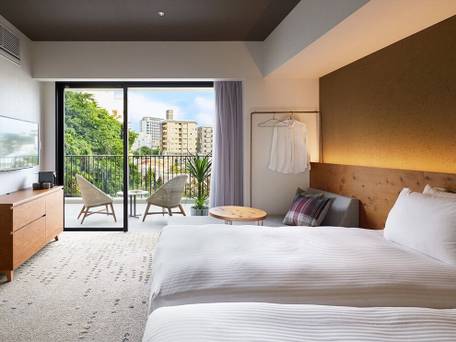 ホテル ストレータ 那覇 / 1