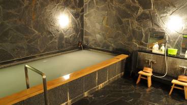 屋内スパ浴槽 / 3