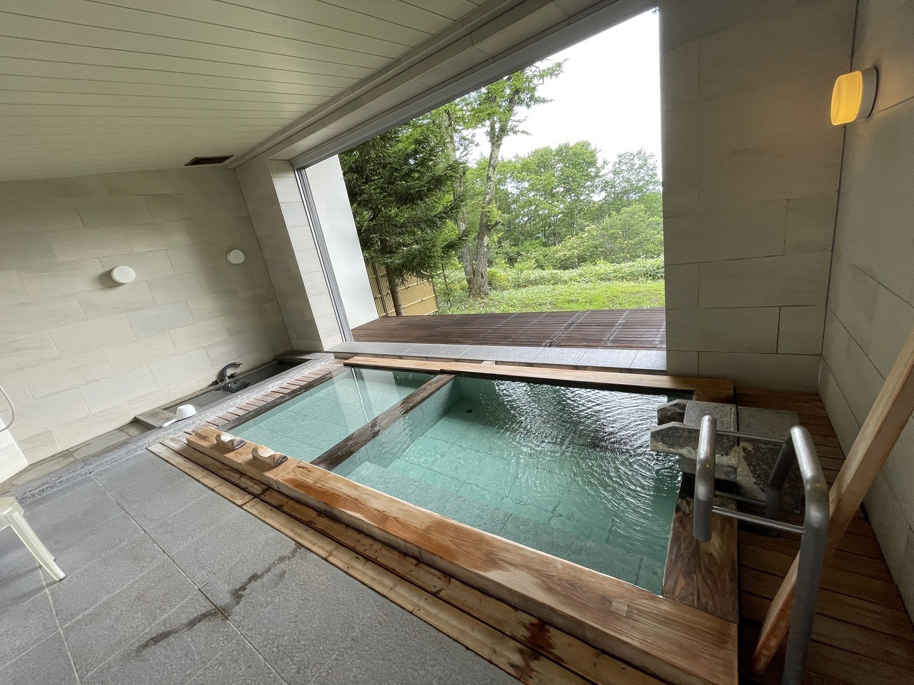 豊かな自然と、日本屈指の名湯に癒されて4069374