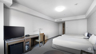 スーペリアツインルーム 2名利用 喫煙可