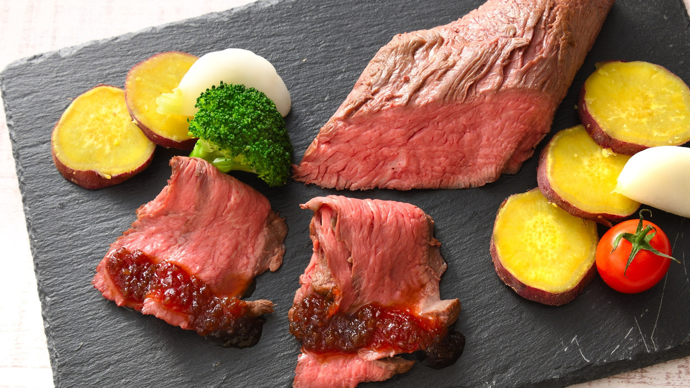 Lunch Buffet Roast Beef