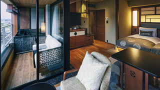 [別邸] 鴨川 (最上階) プレミアムツイン 禁煙