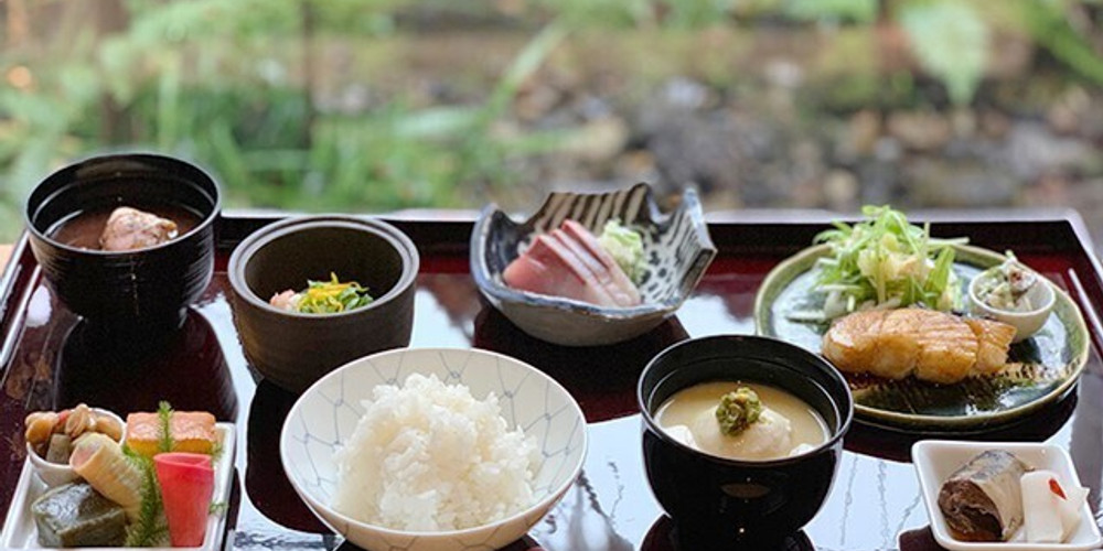 京都祇園でお安くランチ お昼なら気軽に入りやすいお店12選 Icotto イコット