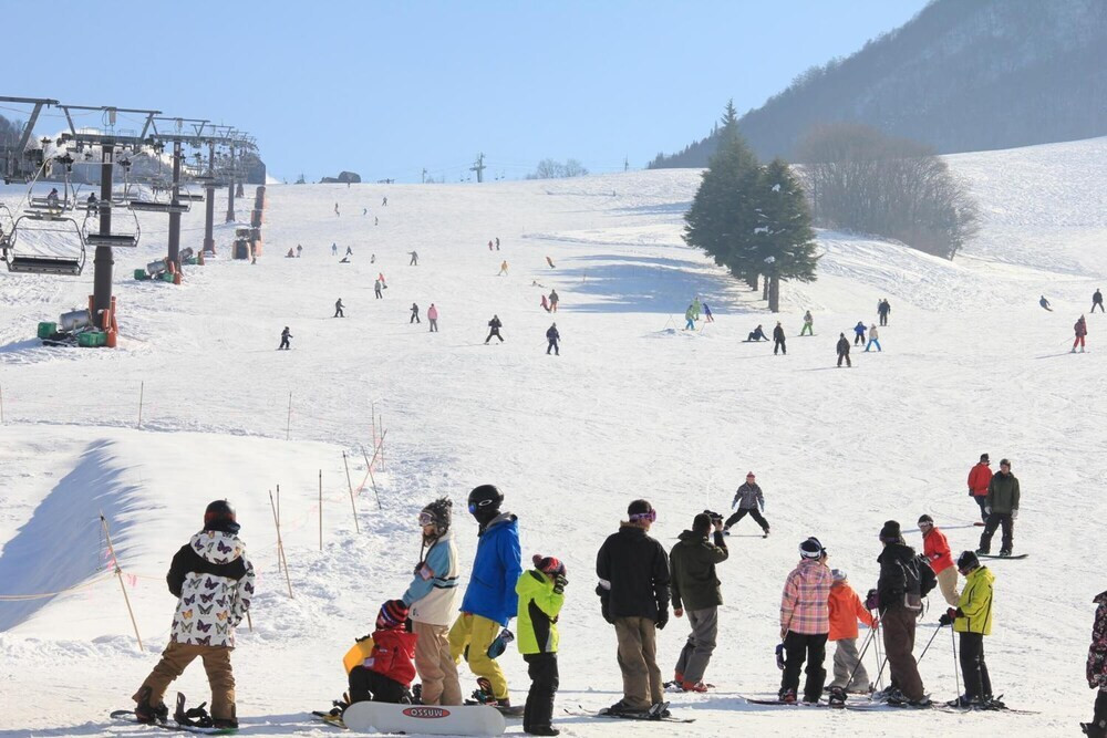 スノー スポーツとスキー