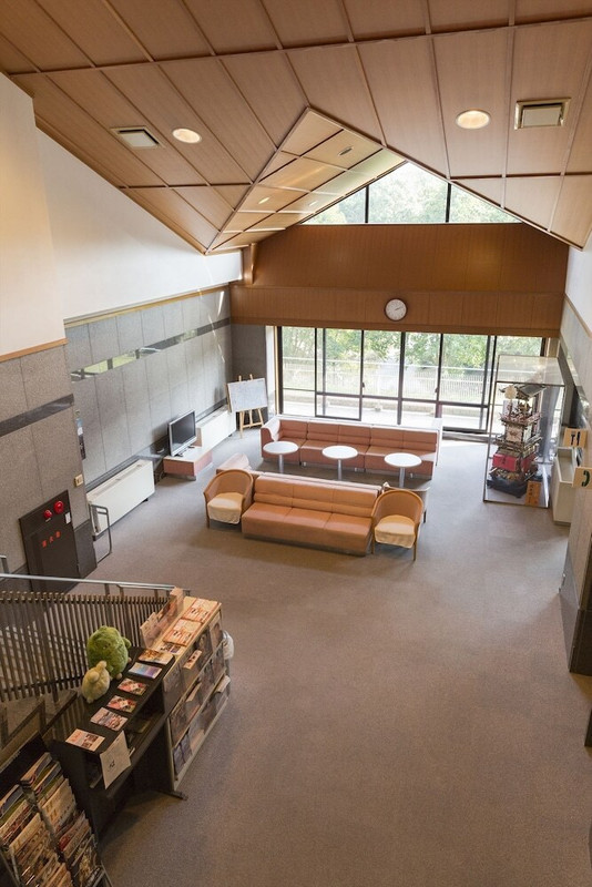 内部エントランス