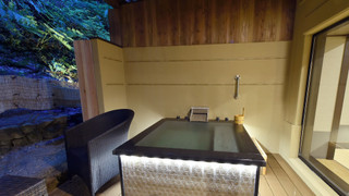 温泉露天風呂＆ウッドデッキ付 44平米 (山のテラス･和室) 禁煙