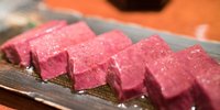 肉好きから絶大な信頼！南青山「よろにく」で過ごす極上焼肉時間