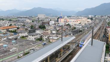 鉄道駅シャトル / 11