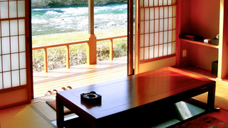 【離れ貴賓室・藤の荘】16畳＋12畳＜天然温泉露天風呂＞ [和室] [禁煙] [マウンテンビュー] [リバービュー]