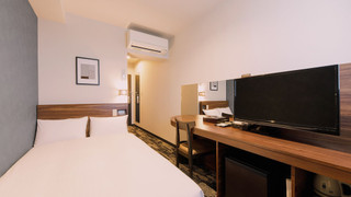 ダブルルーム セミダブルベッド 1 台 禁煙