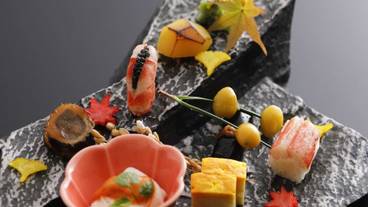 食事・飲み物 / 9