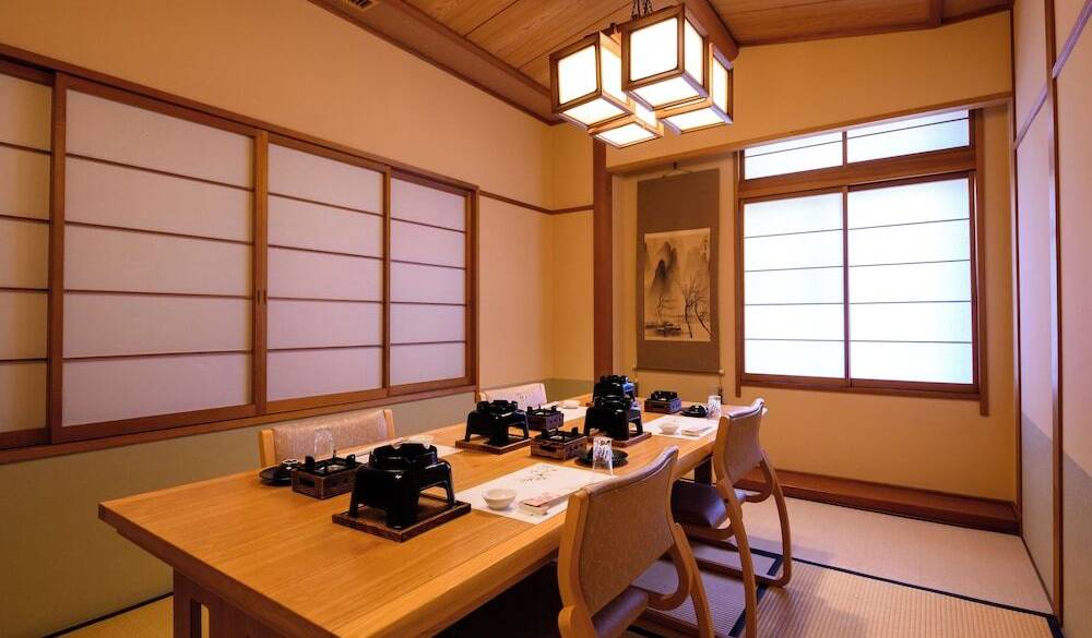 食事処の個室② / 5